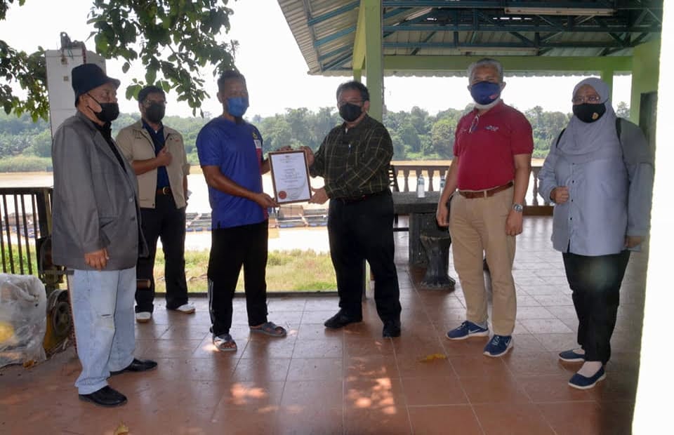 Lawatan Kerja Ketua Pengarah Perikanan Malaysia Tuan Ahmad Tarmidzi Bin Ramly Amk Ke Kluster Sme Ternakan Ikan Dalam Sangkar Pangsenam Temerloh Pahang Portal Rasmi Jabatan Perikanan Malaysia