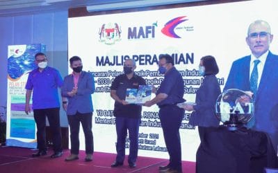 Pelancaran Pelan Strategik Pembangunan Industri Tuna 2021-2030 & Pelan Strategik Pembangunan Industri Tuna Laut China Selatan, Laut Sulu, dan Laut Sulawesi oleh Menteri Pertanian & Industri Makanan di Labuan.