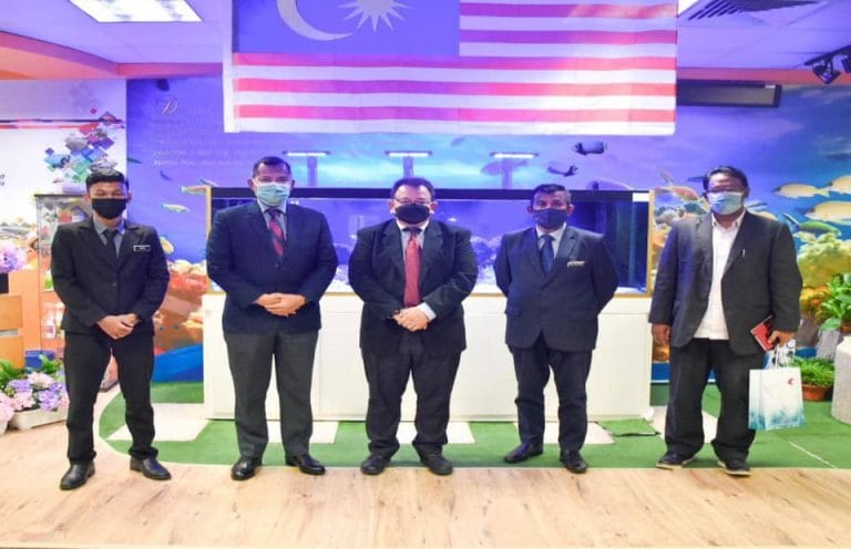 Kunjungan hormat Ketua Pegawai Pembangunan Agrobankbersama delegasi Agrobank ke Pejabat Ketua Pengarah Perikanan Malaysia.