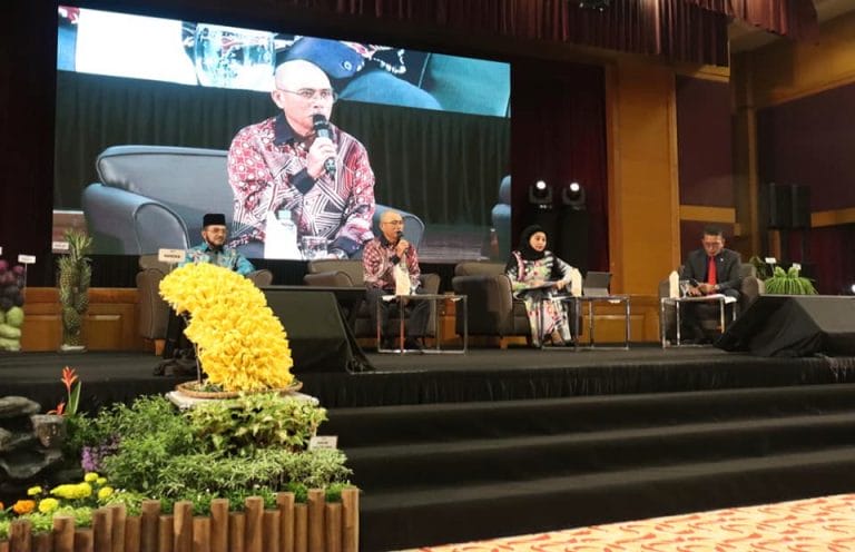 Dialog Industri Agromakanan yang Menghimpunkan Pemain-Pemain Industri Agromakanan di Dewan Serbaguna MAFI, Putrajaya.