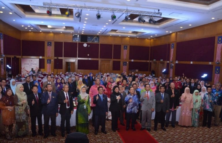 Seramai 55 orang pesara dan bakal pesara Jabatan Perikanan Malaysia bagi tahun 2022 telah diraikan dalam sebuah majlis Jasamu Dikenang.