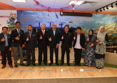 Jabatan Perikanan Malaysia berbesar hati menerima kunjungan hormat daripada Naib Canselor Universiti Malaysia Terengganu ke Jabatan Perikanan Malaysia bertempat di Ibu Pejabat Jabatan Perikanan Malaysia, Wisma Tani, Putrajaya.