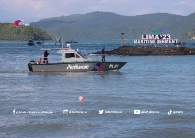 Ketua Pengarah Jabatan Perikanan Malaysia, YBhg. Dato’ Adnan bin Hussain telah menghadiri Persembahan Demonstrasi Segmen Maritim di Lima’ 2023.