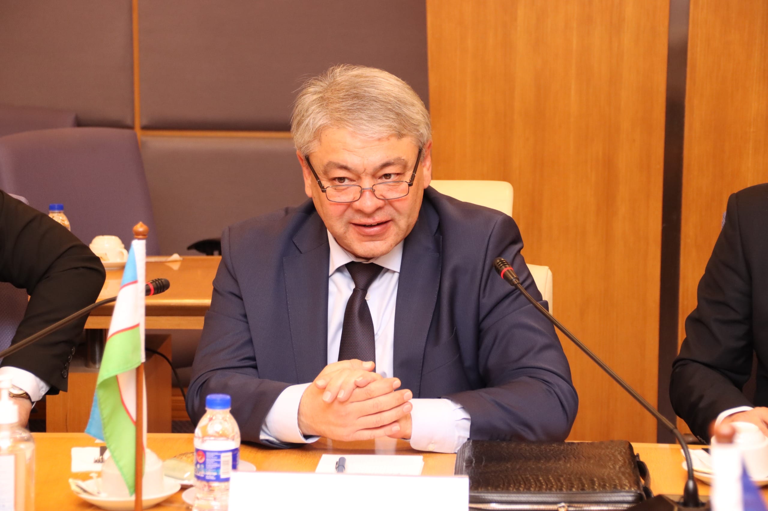 perjumpaan antara Jabatan Perikanan Malaysia (DOF) dengan delegasi Uzbekistan yang terdiri daripada Kementerian Pertanian Uzbekistan