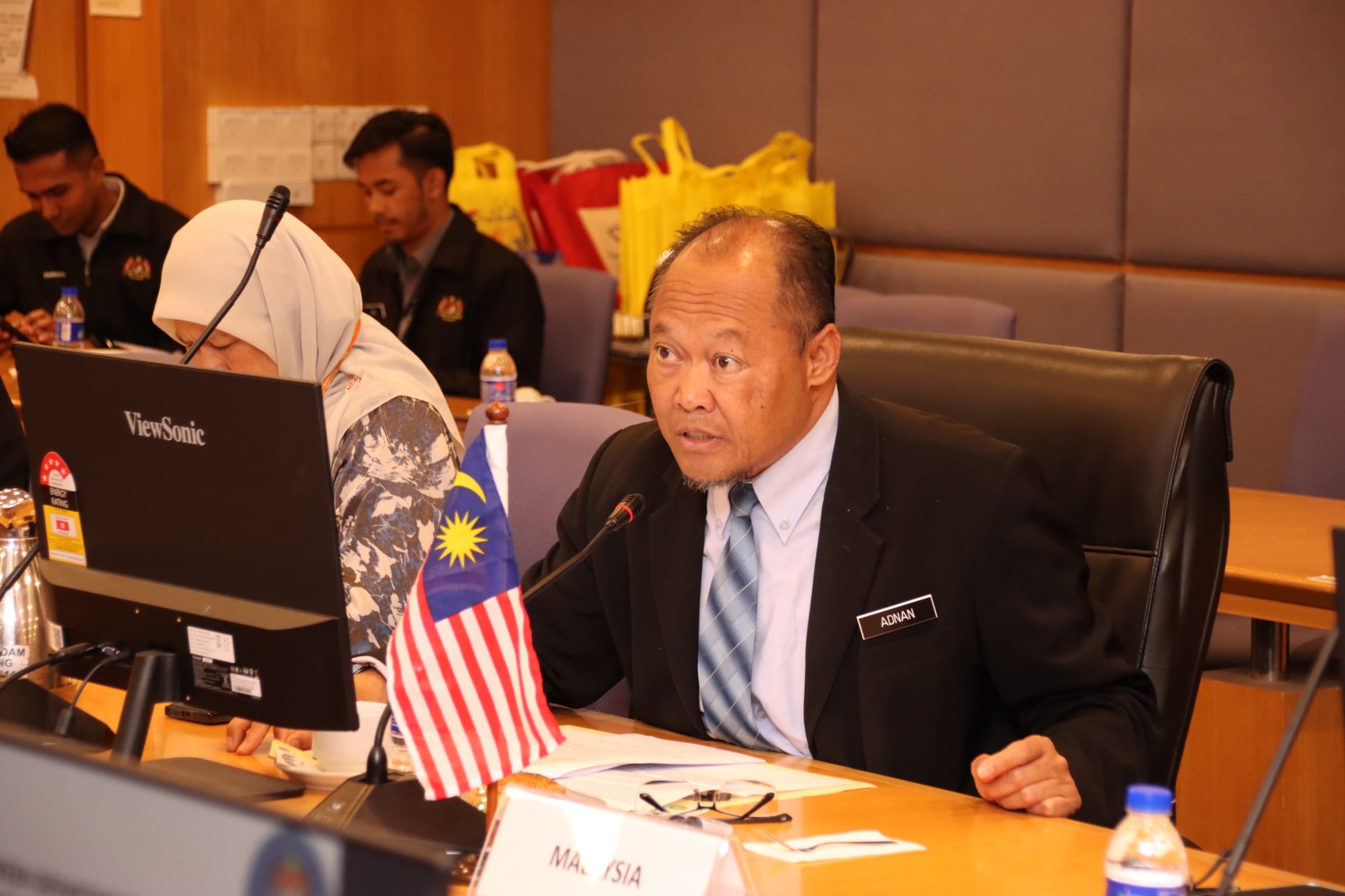 perjumpaan antara Jabatan Perikanan Malaysia (DOF) dengan delegasi Uzbekistan yang terdiri daripada Kementerian Pertanian Uzbekistan