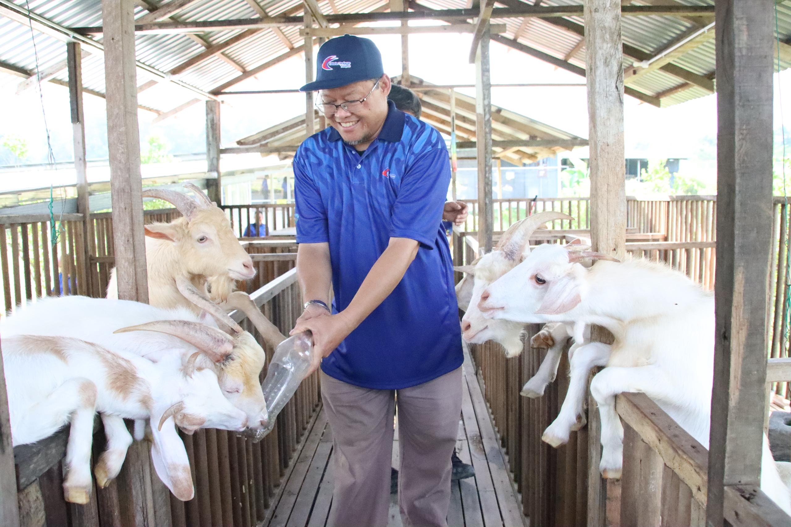 Lawatan Kerja Ketua Pengarah Perikanan Malaysia ke Borneo Empurau Farm & Resort