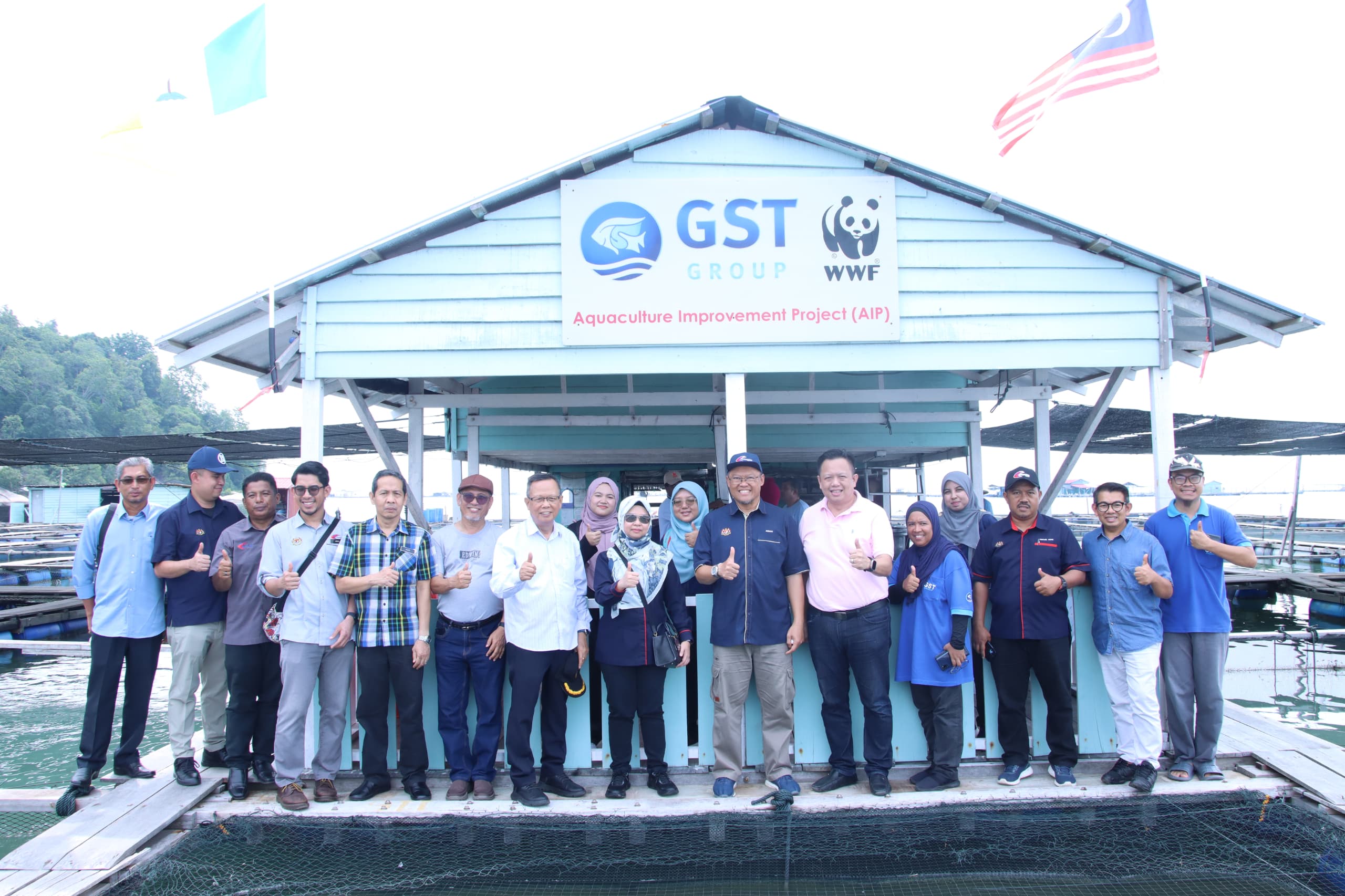 LAWATAN KERJA KETUA PENGARAH PERIKANAN KE PROJEK TERNAKAN IKAN SANGKAR GST GROUP