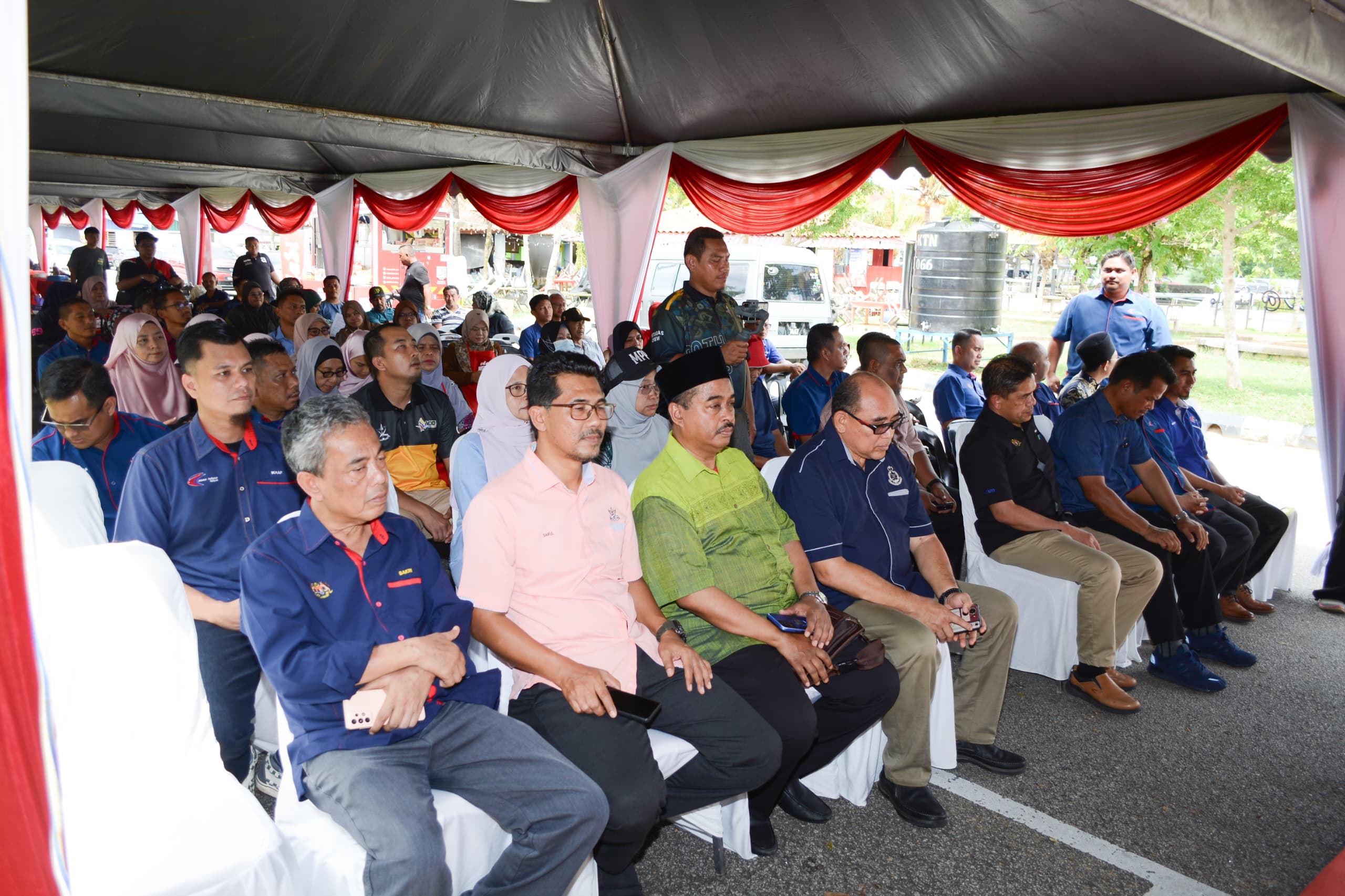 PROGRAM KESEDARAN SPESIES IKAN ASING DAN PERTANDINGAN MOH! TANGKAP BAUNG EKOR MERAH